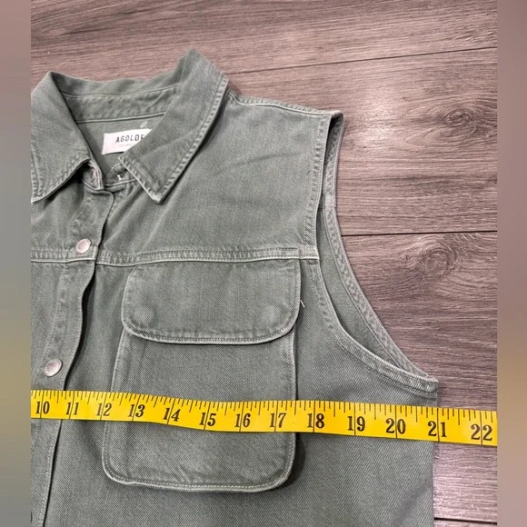 NWOT AGOLDE hadley sleeveless denim shirt green SZ L - Picture 6 of 9